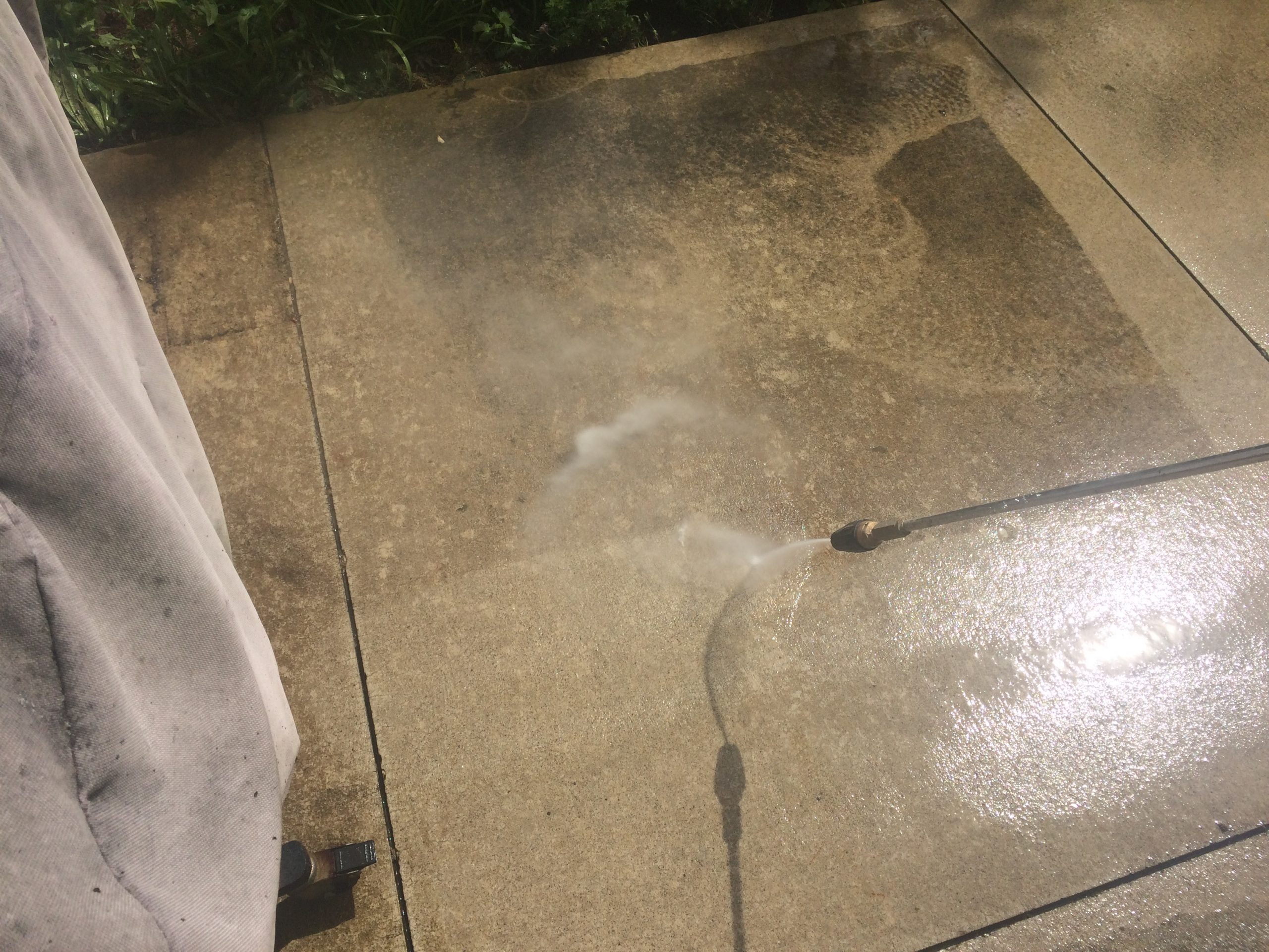 driveway before power washing