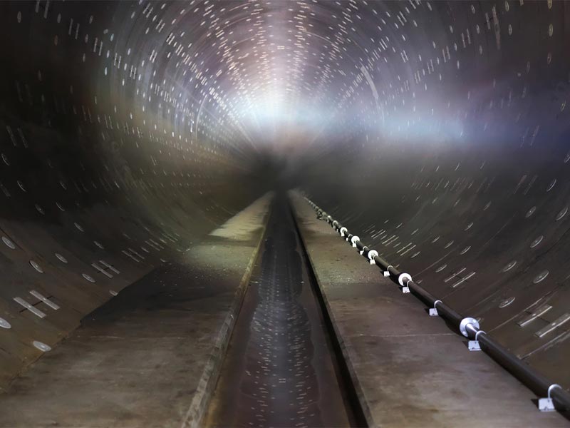 Dry ice blasting services for confined space cleaning